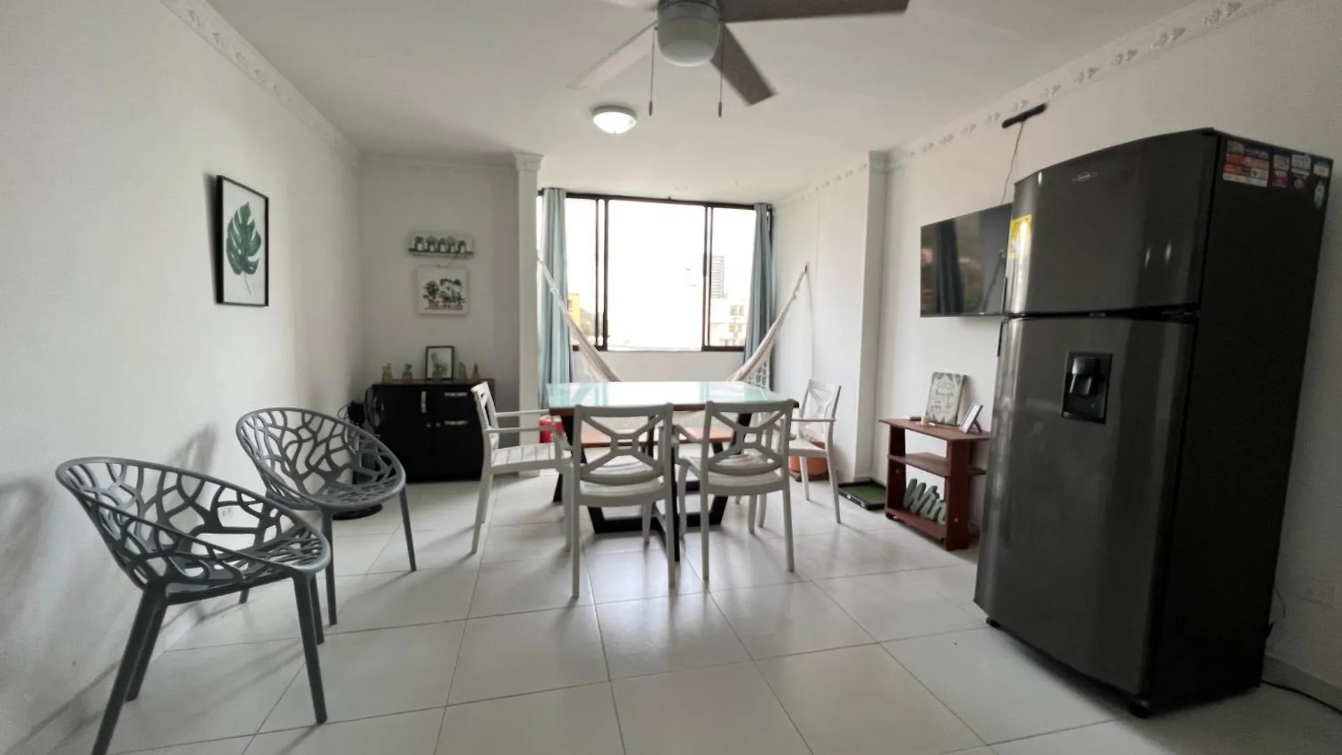 Comodo Apartamento Cerca De La Playa Del Rodadero Gaira 0*,  Colombia